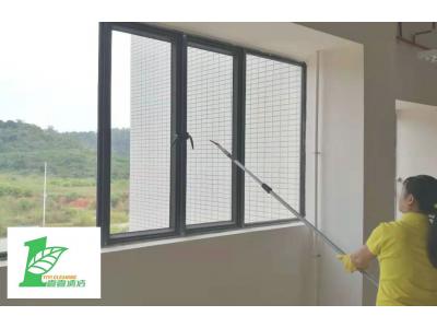 開荒保潔公司怎么選？東莞清潔公司給您最專業(yè)的解答?。?></div>
                        <div   id=